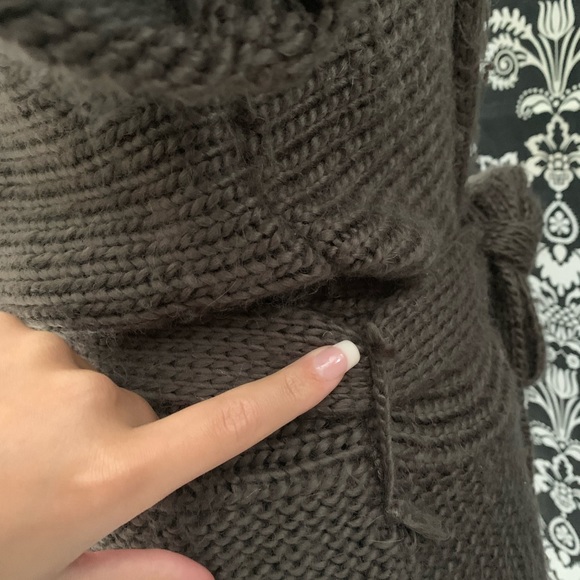 🦇 Vintage Long-Line Cardigan 🦇 - Picture 6 of 11
